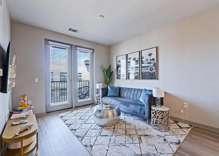 Stylish 1 Bed In Downtown St Pete W Free Parking