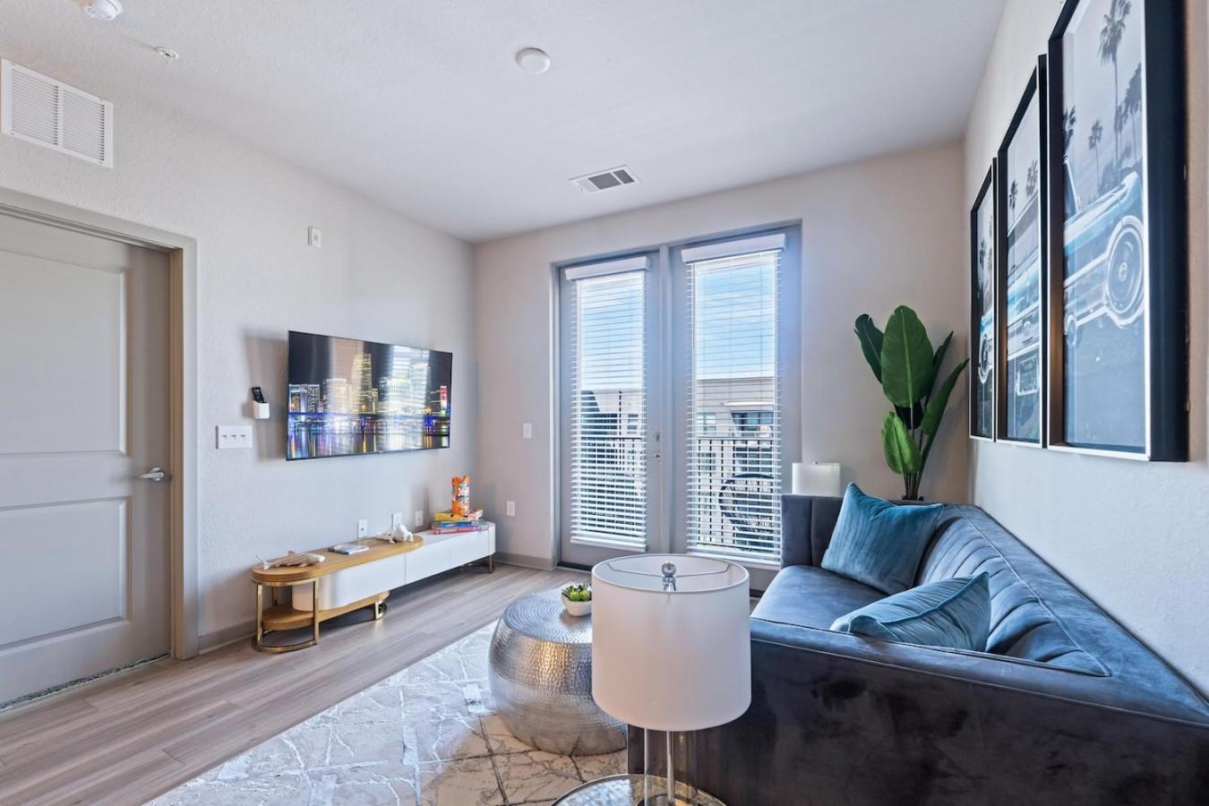 Stylish 1 Bed In Downtown St Pete W Free Parking